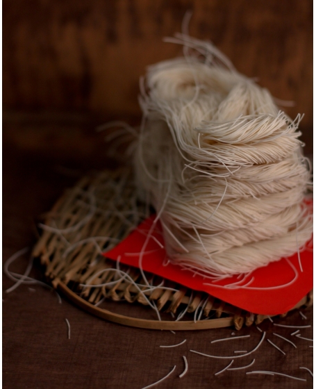 手拉日晒面线 Hand-pulled sun dried Mee Sua