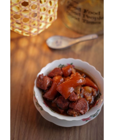 福州红酒卤猪手 Fuzhou Red-Wine Braised Pork Knuckle